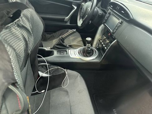 Used 2016 Subaru BRZ Limited RWD image 3