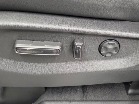 Certified 2025 Honda Odyssey EX-L image 22