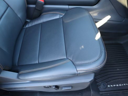 New 2025 Ford Expedition Tremor image 17