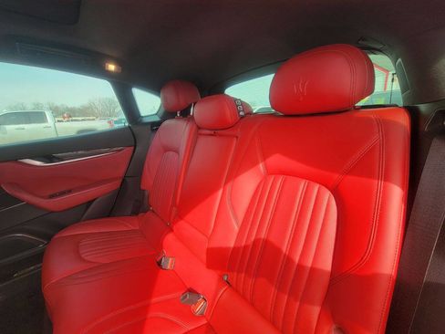Used 2017 Maserati Levante S image 22