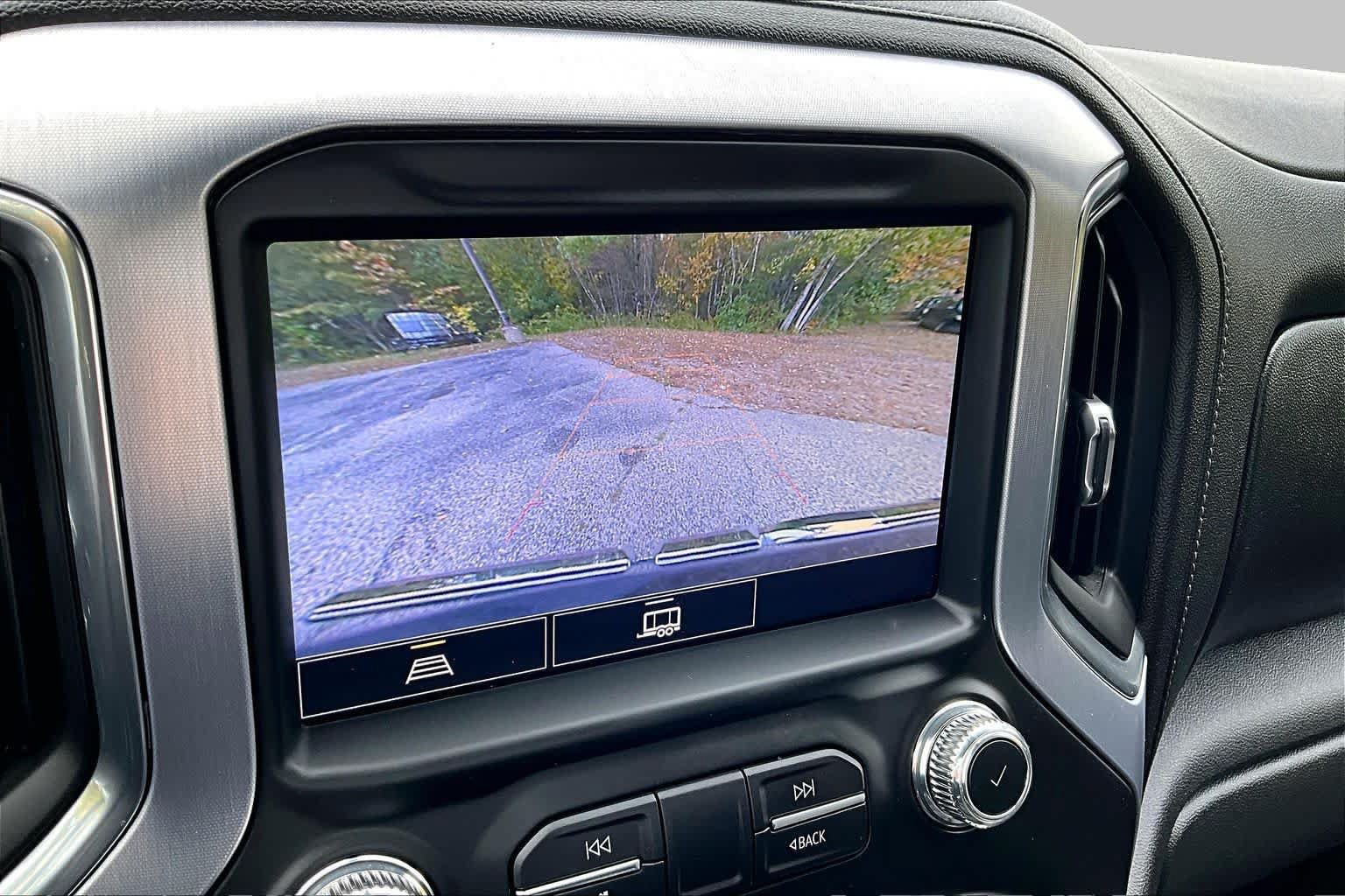Used 2021 GMC Sierra 1500 SLE w/ X31 Off-Road Package AWD/4WD image 29