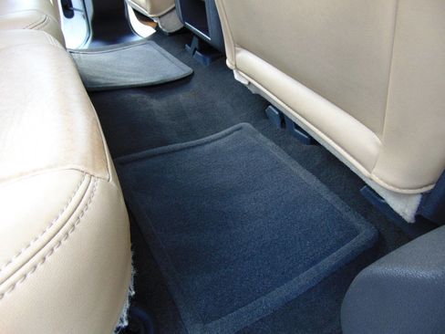 Used 2011 Ford F250 Lariat w/ Lariat Ultimate Pkg image 16