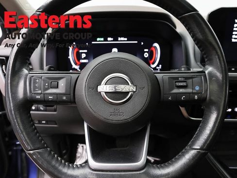 Used 2023 Nissan Rogue Platinum w/ Platinum Premium Package AWD/4WD image 10