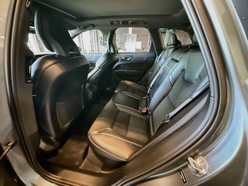 Used 2019 Volvo XC60 T6 Inscription w/ Protection Package Premier AWD/4WD image 30