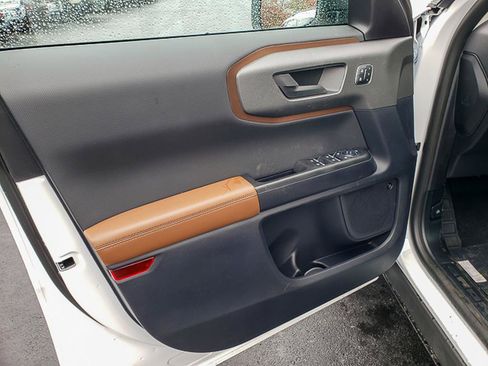 New 2025 Ford Bronco Sport Outer Banks image 6