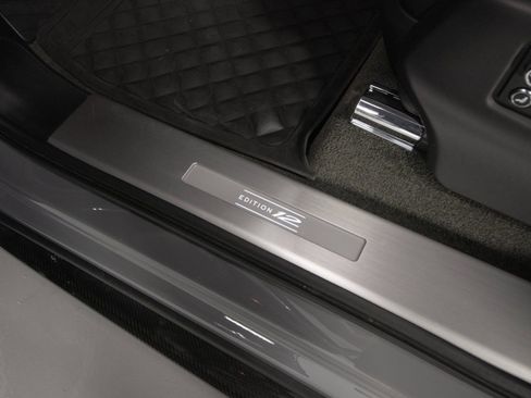 Used 2023 Bentley Bentayga Speed image 42