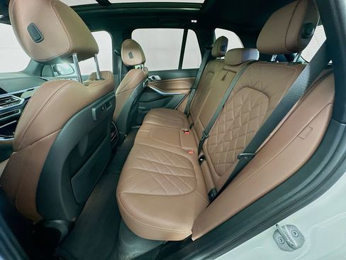 Used 2023 BMW X5 xDrive45e w/ Climate Comfort Package image 32