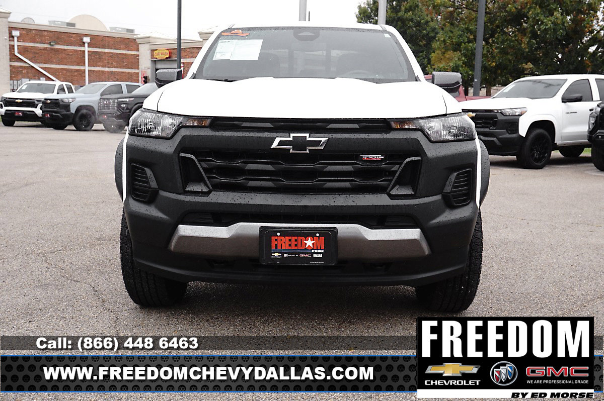 New 2025 Chevrolet Colorado Trail Boss AWD/4WD image 2