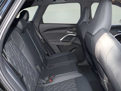New 2026 Audi SQ5 Premium Plus AWD/4WD image 16