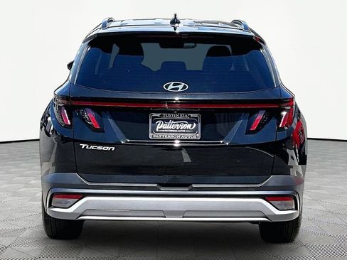 Used 2025 Hyundai Tucson SEL FWD image 4