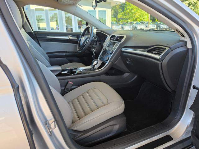 Used 2014 Ford Fusion S FWD image 13