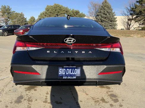New 2026 Hyundai Elantra SE w/ Cargo Package image 4