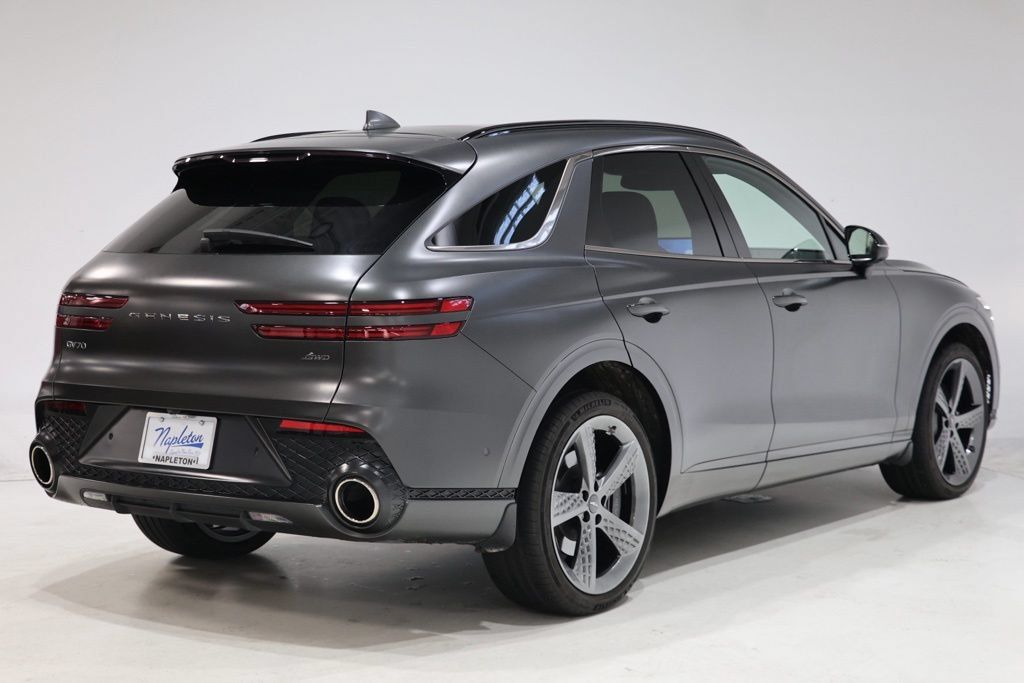 Used 2023 Genesis GV70 2.5T w/ Sport Prestige Package AWD/4WD image 7
