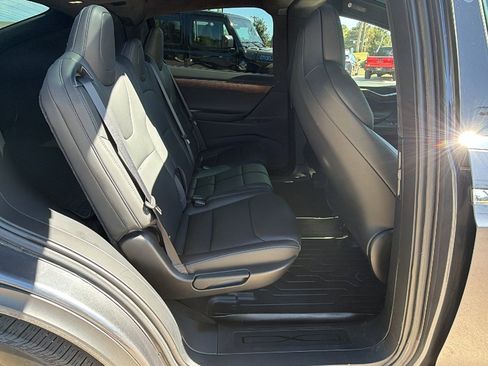 Used 2019 Tesla Model X Long Range image 20
