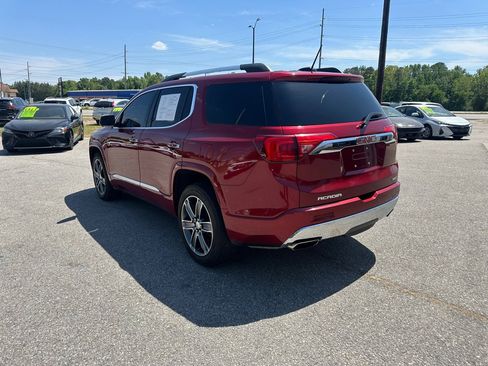 Used 2019 GMC Acadia Denali AWD/4WD image 3