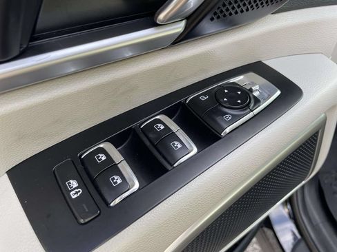 Used 2023 Kia Telluride S FWD image 17