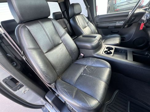 Used 2007 Chevrolet Silverado 1500 LT w/ 2LT Convenience Package image 21
