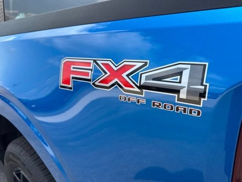 Used 2025 Ford Maverick XLT w/ XLT Luxury Package AWD/4WD image 32