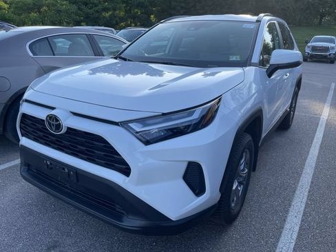 Certified 2025 Toyota RAV4 XLE AWD/4WD image 2