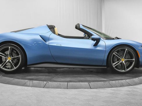 Used 2024 Ferrari 296 GTS Convertible image 9