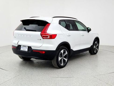 Certified 2024 Volvo XC40 B5 Core image 5