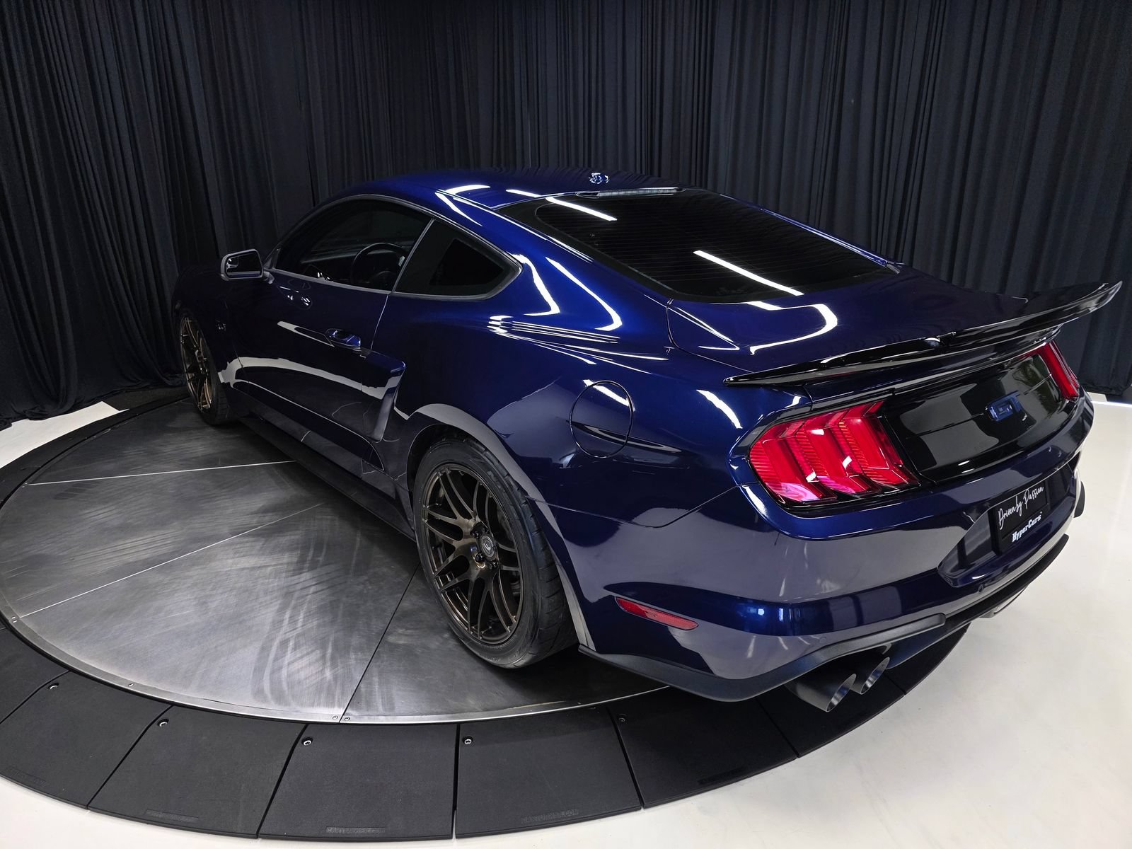 Used 2018 Ford Mustang GT Premium w/ Enhanced Security Package RWD image 11