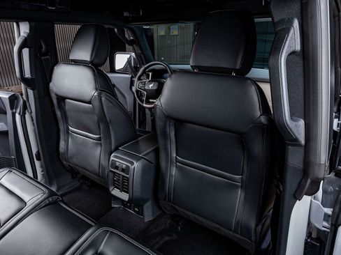 Used 2026 Ford Bronco Outer Banks image 32