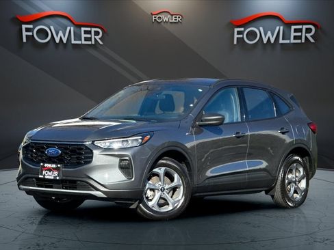 Used 2025 Ford Escape ST-Line AWD/4WD image 1