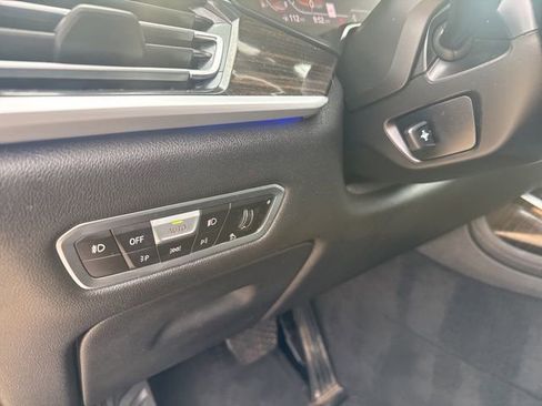 Used 2020 BMW X7 xDrive40i w/ Cold Weather Package image 32