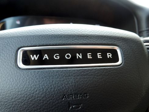 Used 2022 Jeep Wagoneer Series I w/ Premium Group I RWD image 23