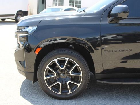 Used 2024 Chevrolet Suburban RST RWD image 7