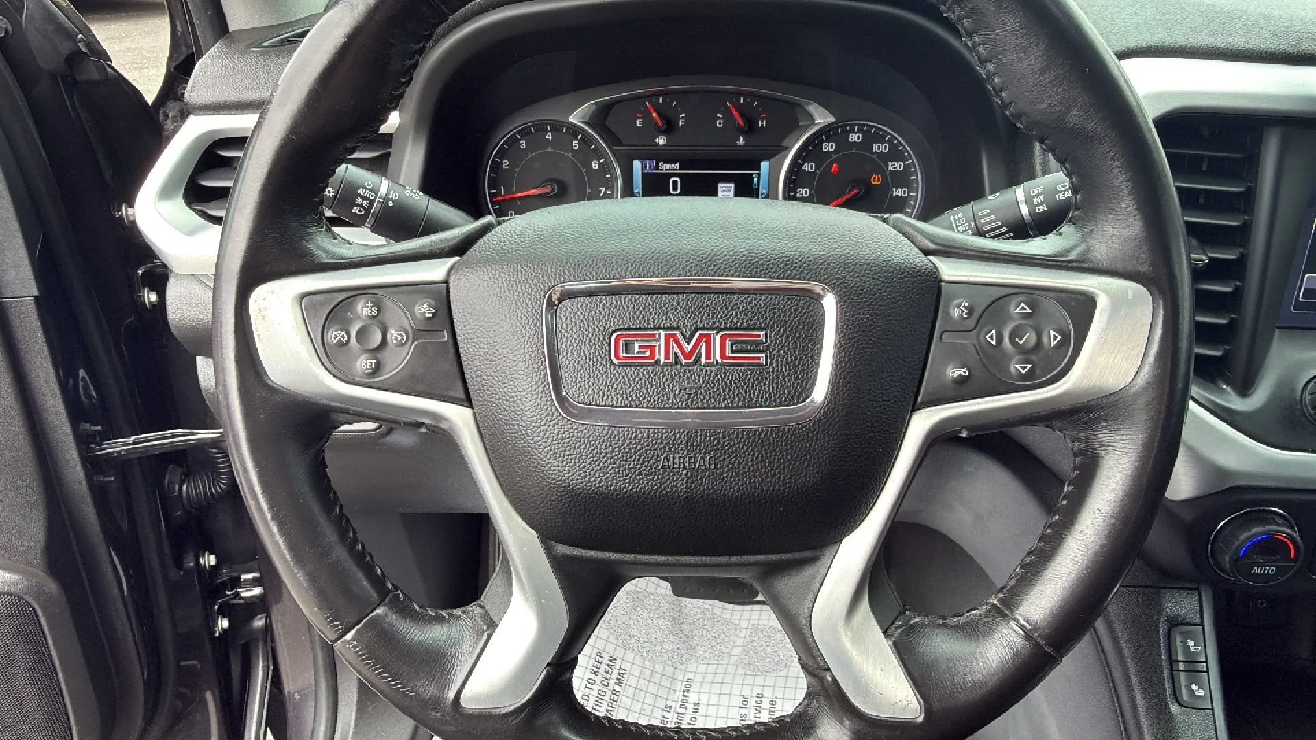 Used 2017 GMC Acadia SLT AWD/4WD image 17