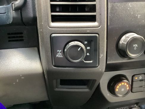 Used 2022 Ford F250 XL w/ STX Appearance Package image 47