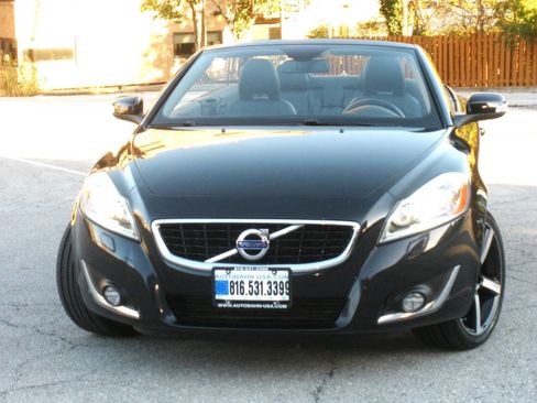 Used 2012 Volvo C70 T5 image 9