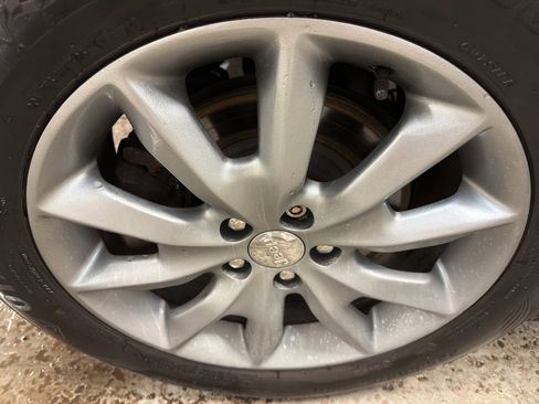 Used 2015 Jeep Cherokee Limited image 36