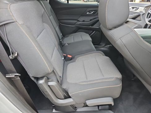 Used 2019 Chevrolet Traverse LS FWD image 28