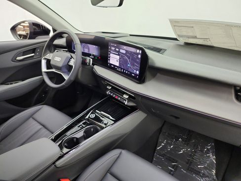 New 2026 Audi Q3 quattro 2.0T AWD/4WD image 15