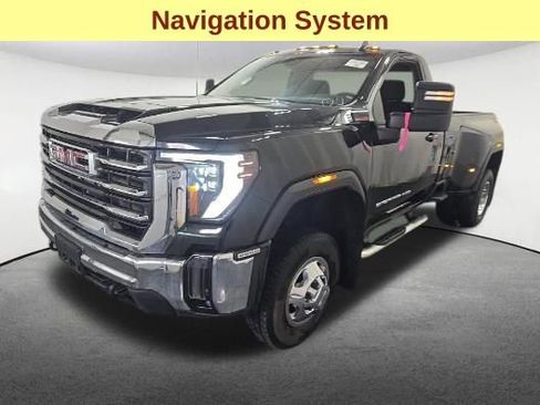 Used 2024 GMC Sierra 3500 SLE w/ SLE Convenience Package AWD/4WD image 4