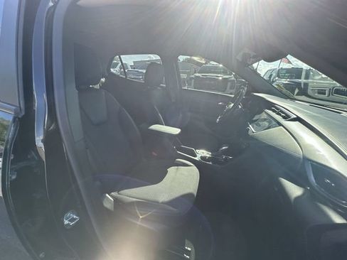 Used 2023 Buick Encore GX Select w/ Sport Touring Package FWD image 13