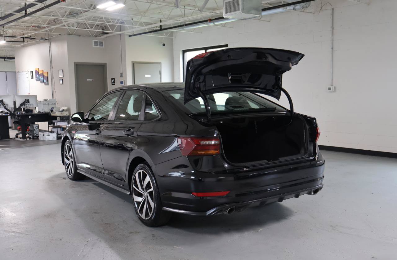 Used 2019 Volkswagen Jetta GLI FWD image 6