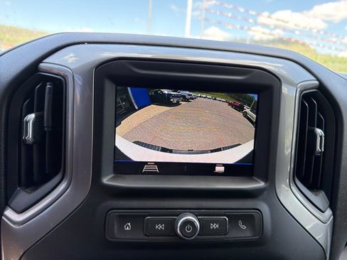 Used 2023 Chevrolet Silverado 2500 Custom w/ Gooseneck/5TH Wheel Package image 24