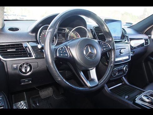 Used 2018 Mercedes-Benz GLS 450 4MATIC image 20