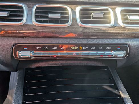 Certified 2020 Mercedes-Benz GLE 350 4MATIC image 24