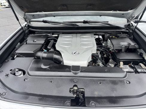 Used 2019 Lexus GX 460 AWD/4WD image 10