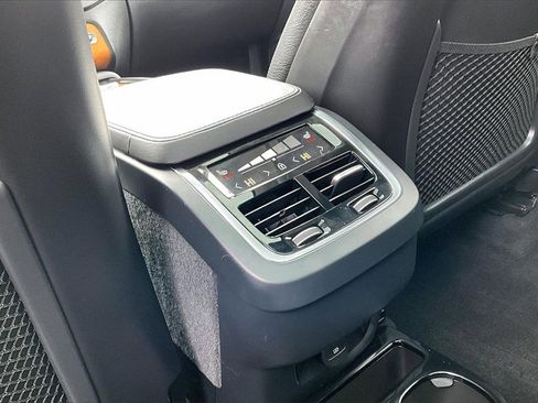 Used 2023 Volvo XC90 B6 Plus w/ Protection Package Premier image 10