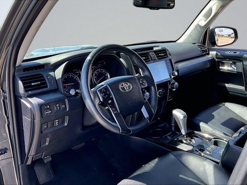 Used 2021 Toyota 4Runner TRD Off-Road Premium w/ Moonroof Package AWD/4WD image 8
