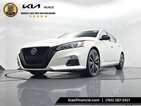 Used 2022 Nissan Altima 2.5 SR w/ Midnight Edition Package AWD/4WD image 40