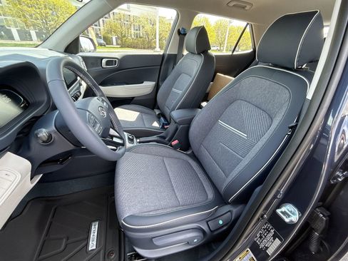 New 2026 Hyundai Venue SEL FWD image 13