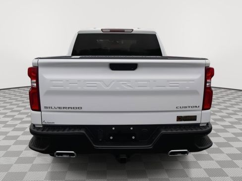 Used 2021 Chevrolet Silverado 1500 Custom Trail Boss AWD/4WD image 6