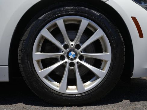 Used 2018 BMW 320i xDrive Sedan AWD/4WD image 12